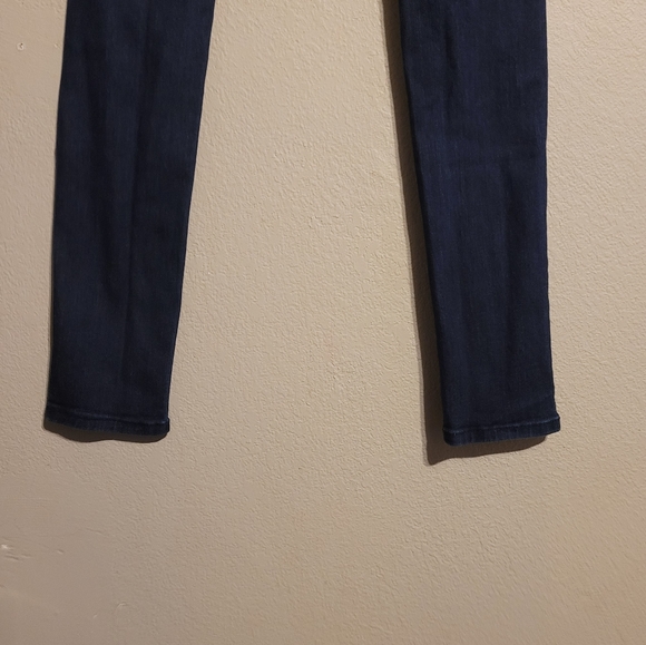 GJG Denim Distressed Jeans - Picture 8 of 16